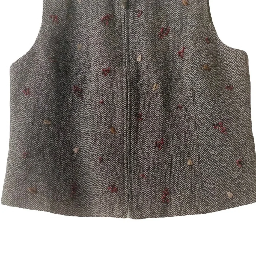 Vtg Talbots Brown Wool Blend Herringbone Vest Embroidered Size MP Y2K 90s Twee